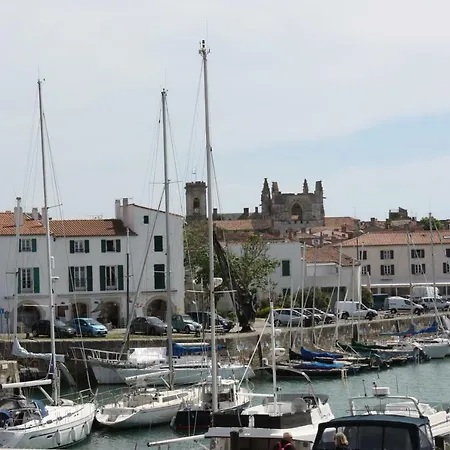 Lägenhet Le Logis De La Tour Meschers-sur-Gironde