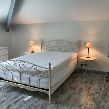 Le Logis De La Tour Lägenhet Meschers-sur-Gironde